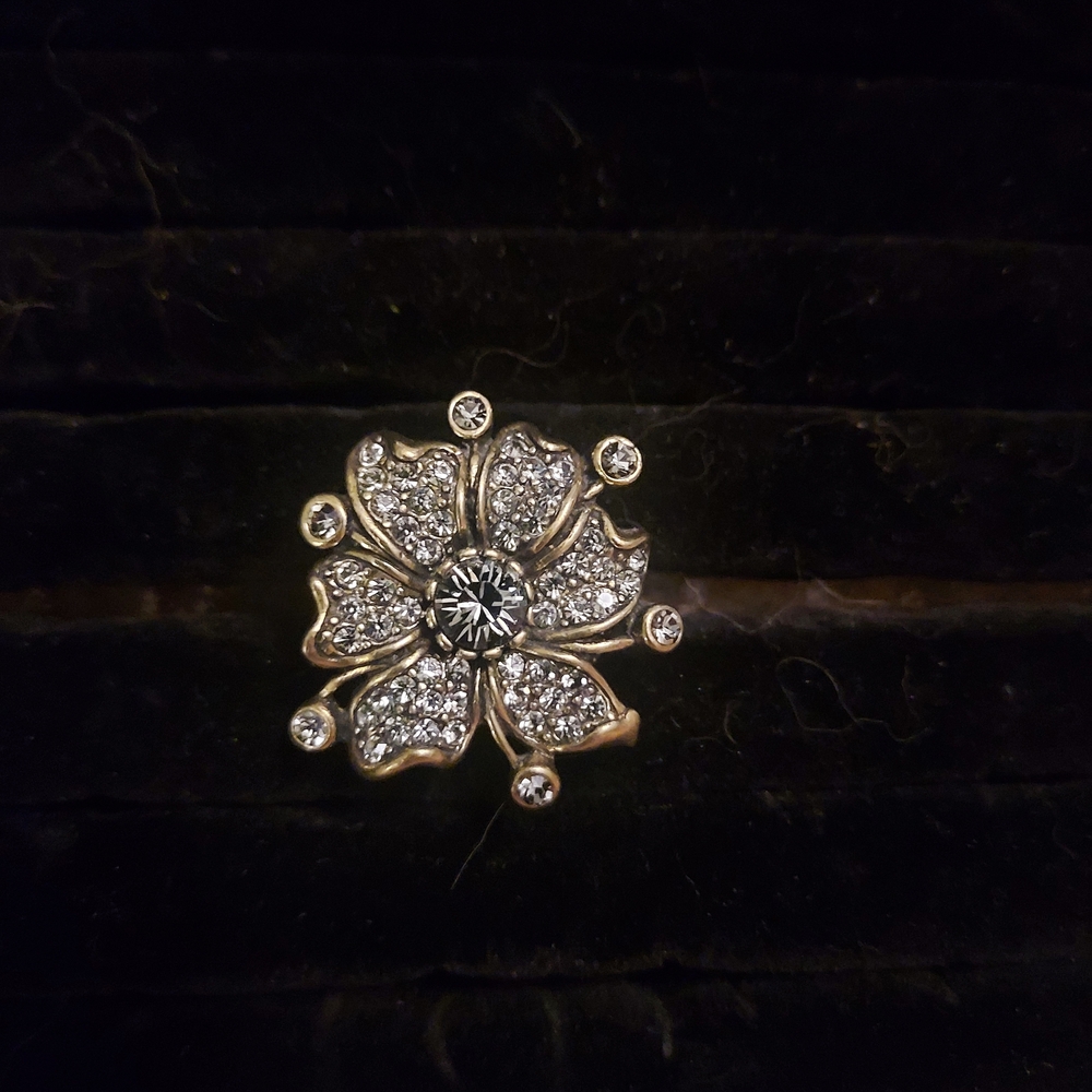 Heidi Daus Crystal Flower Cocktail Ring, Size 7